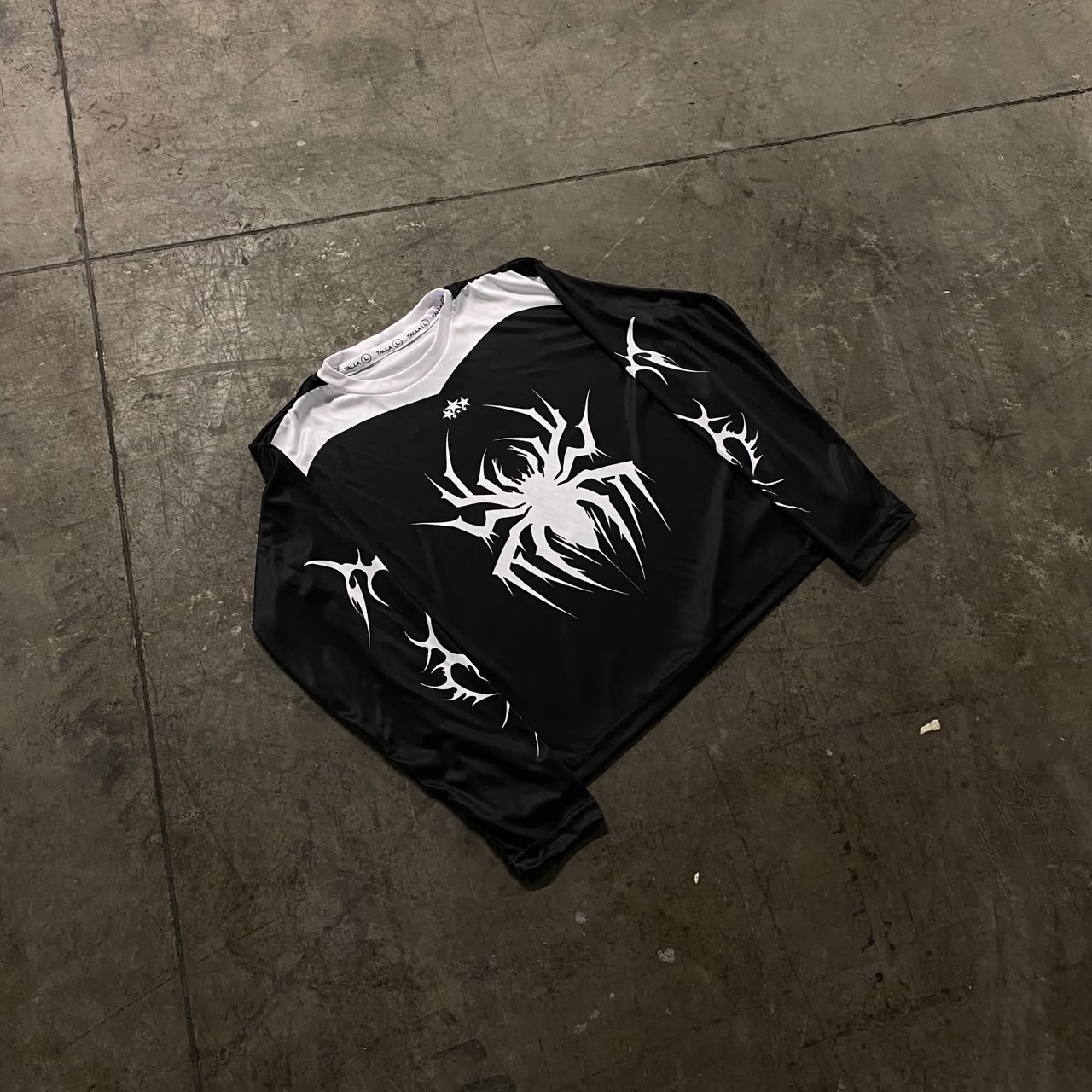 POLERA MANGA LARGA NIGHT WEAVER